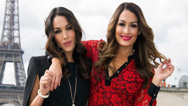 total-divas-bella-twins.jpg