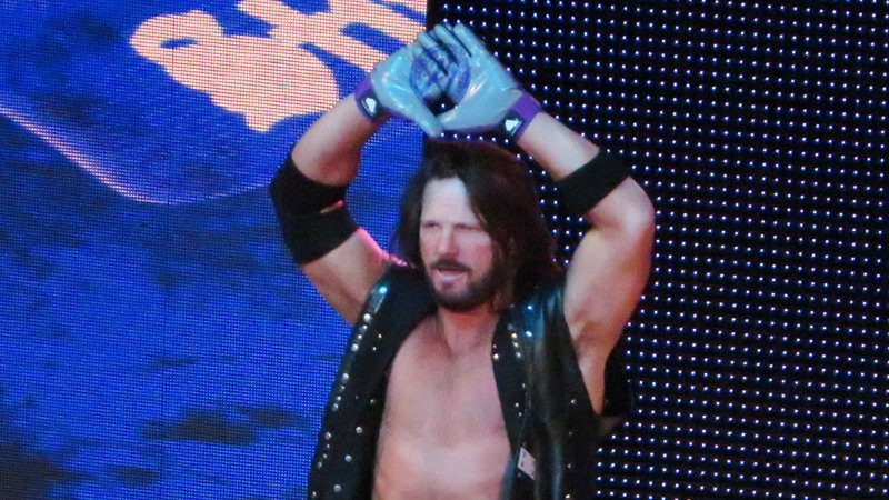 AJ Styles Praises Charlotte Flair; Carmella Sticks Up For Lana (Videos)