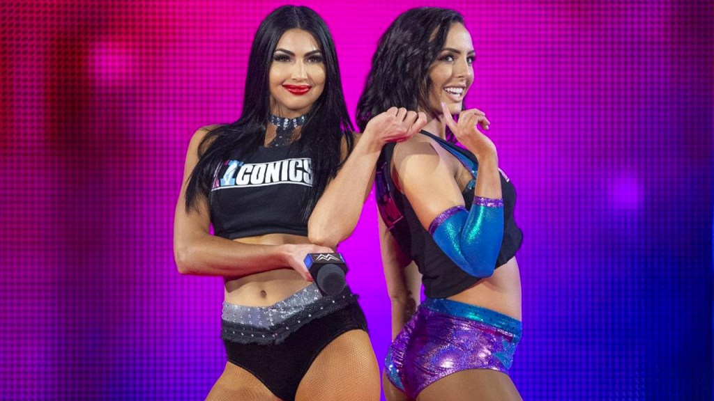 the iiconics cassie lee jessica mckay