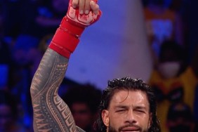 Reigns WWE RAW