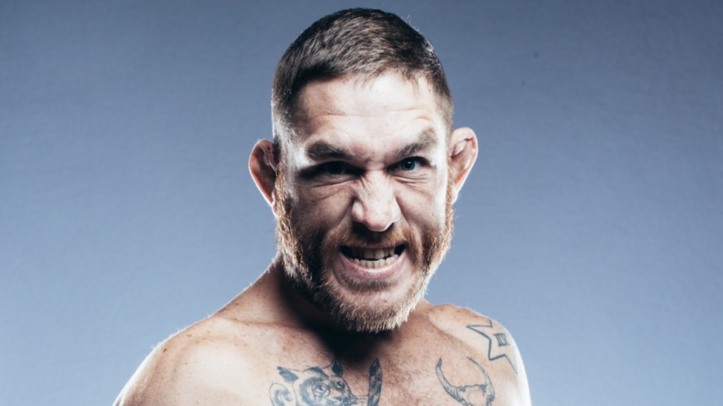 tom lawlor mlw 11