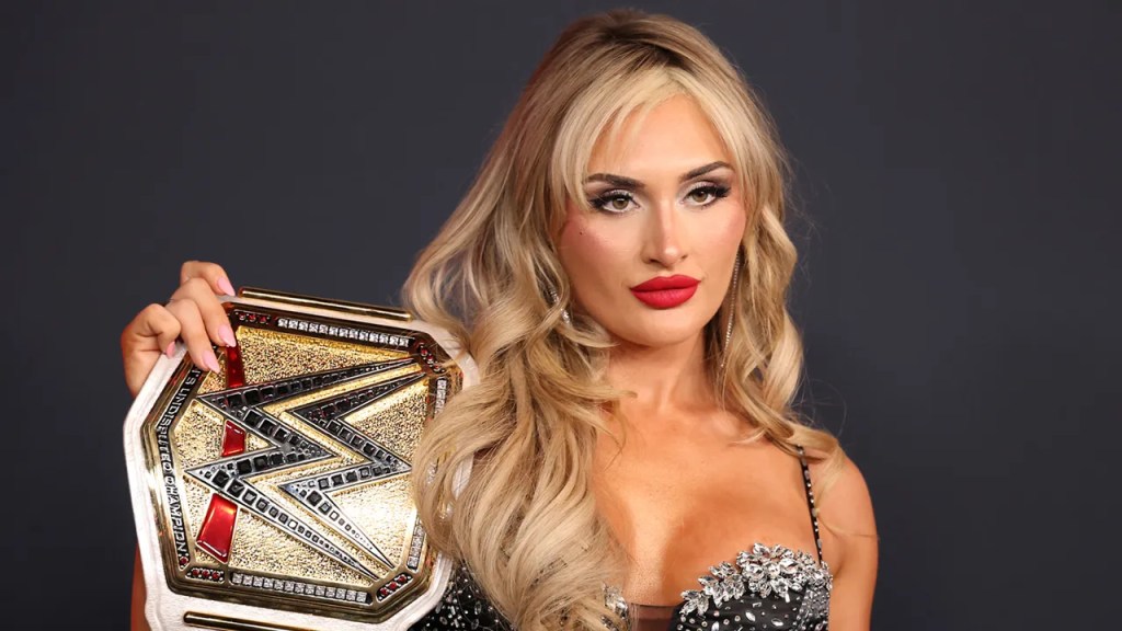 Christopher Daniels Rates Tiffany Stratton’s Prettiest Moonsault Ever