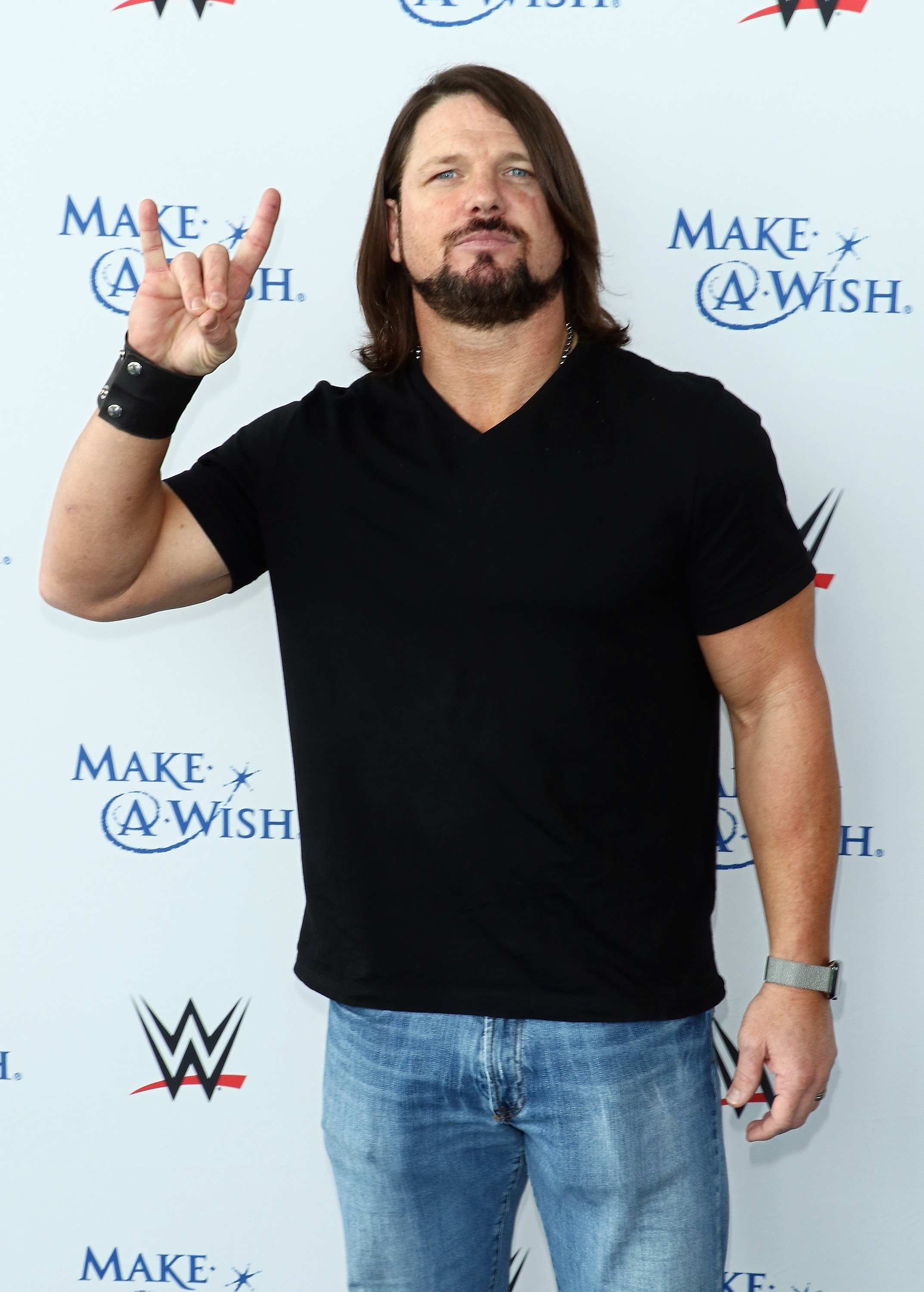 Superstars Attend Make-A-Wish Event