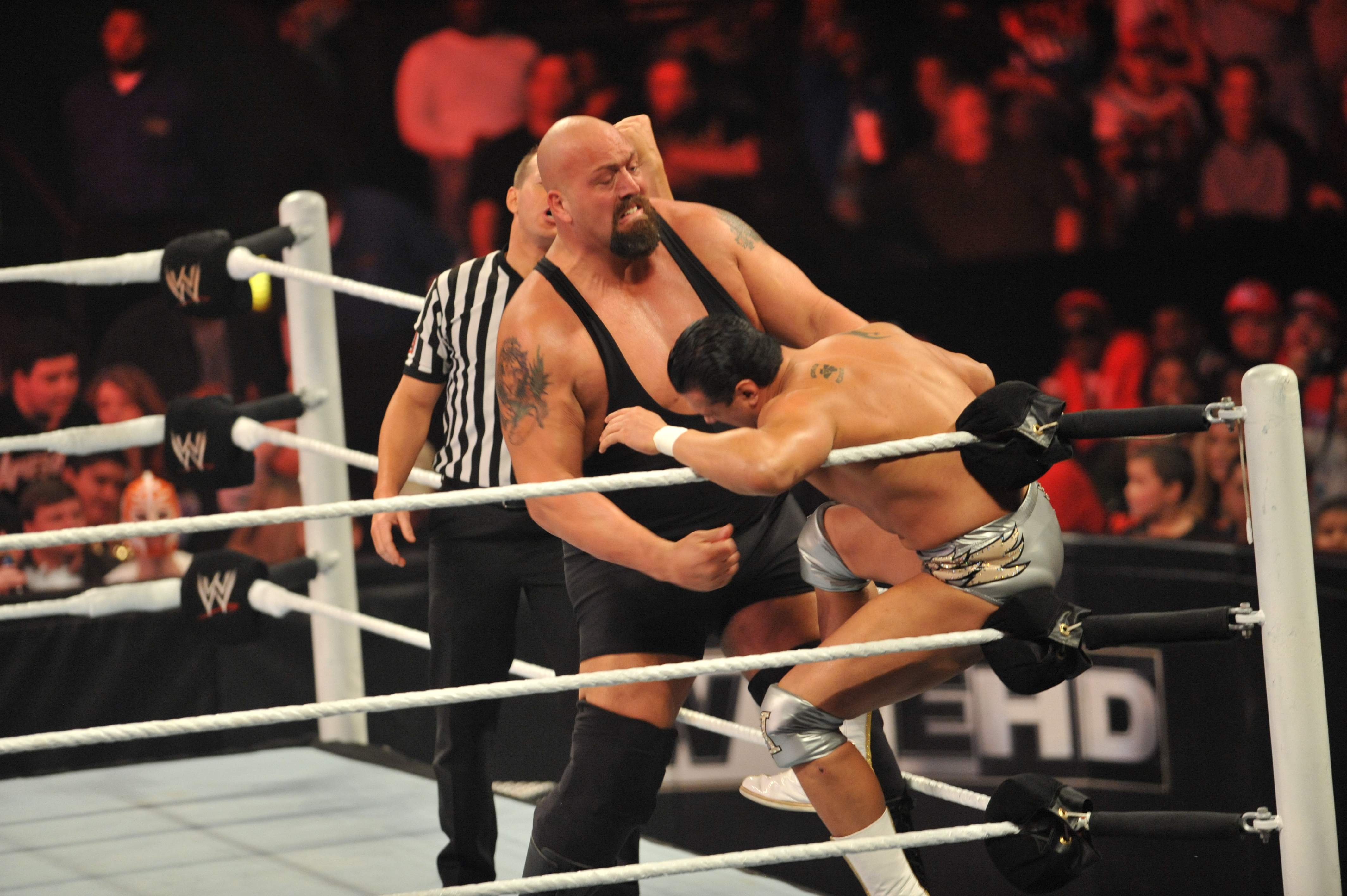 Alberto Del Rio v The Big Show