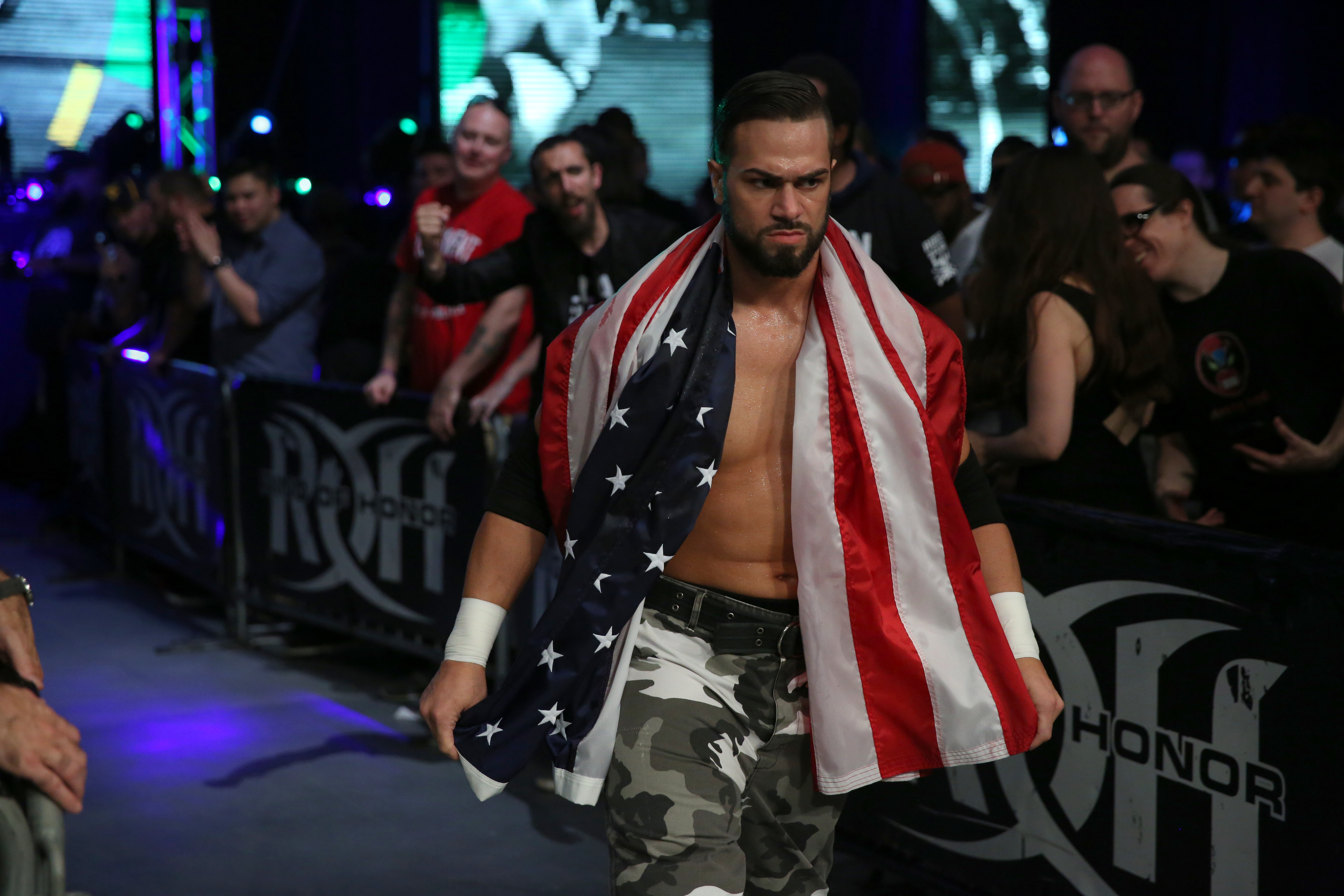 Flip Gordon vs Bully Ray