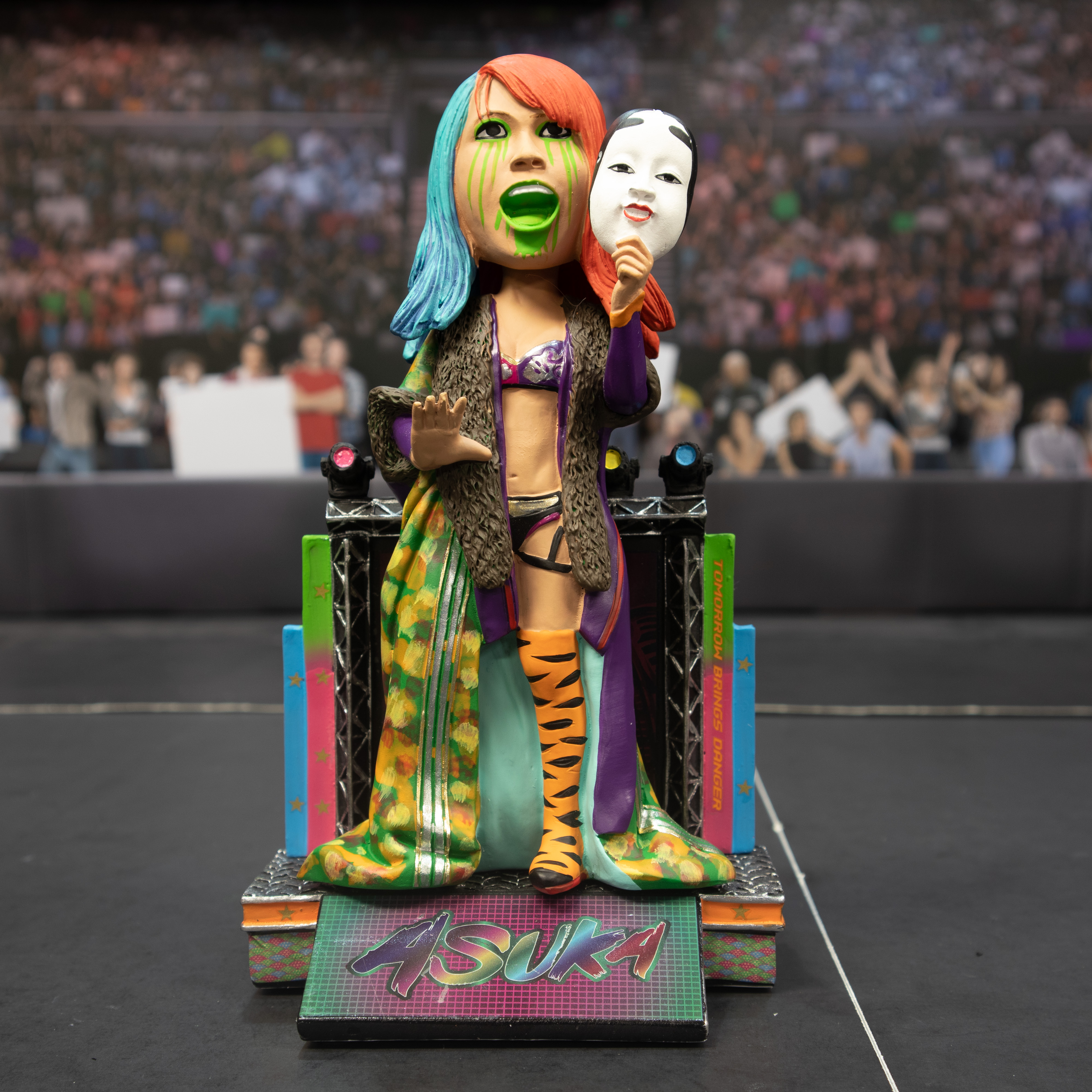 Wz_foco_wwe_asuka_bobblehead_20210910_2927