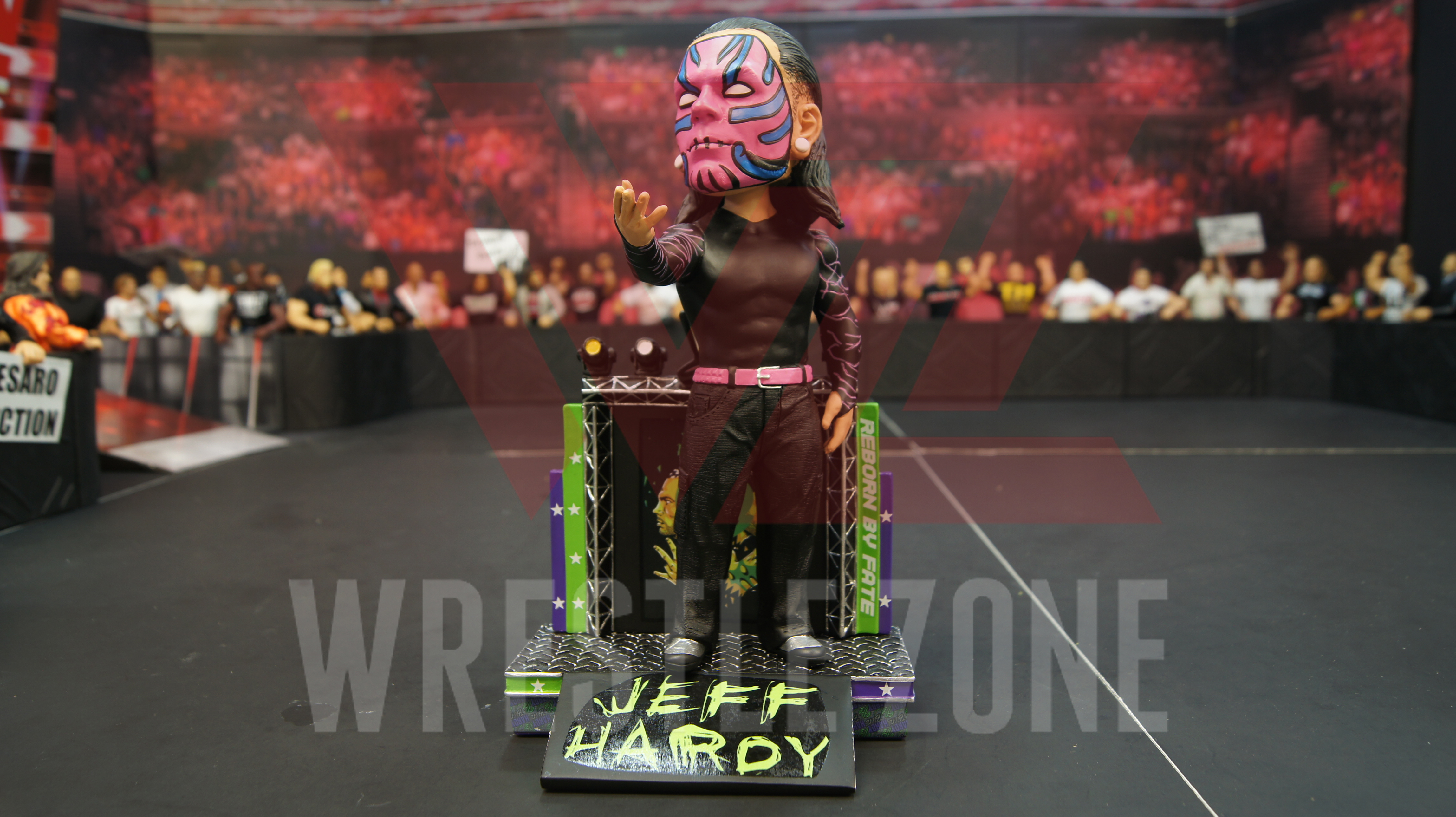 Wwe_foco_bobbleheads_hardy_a