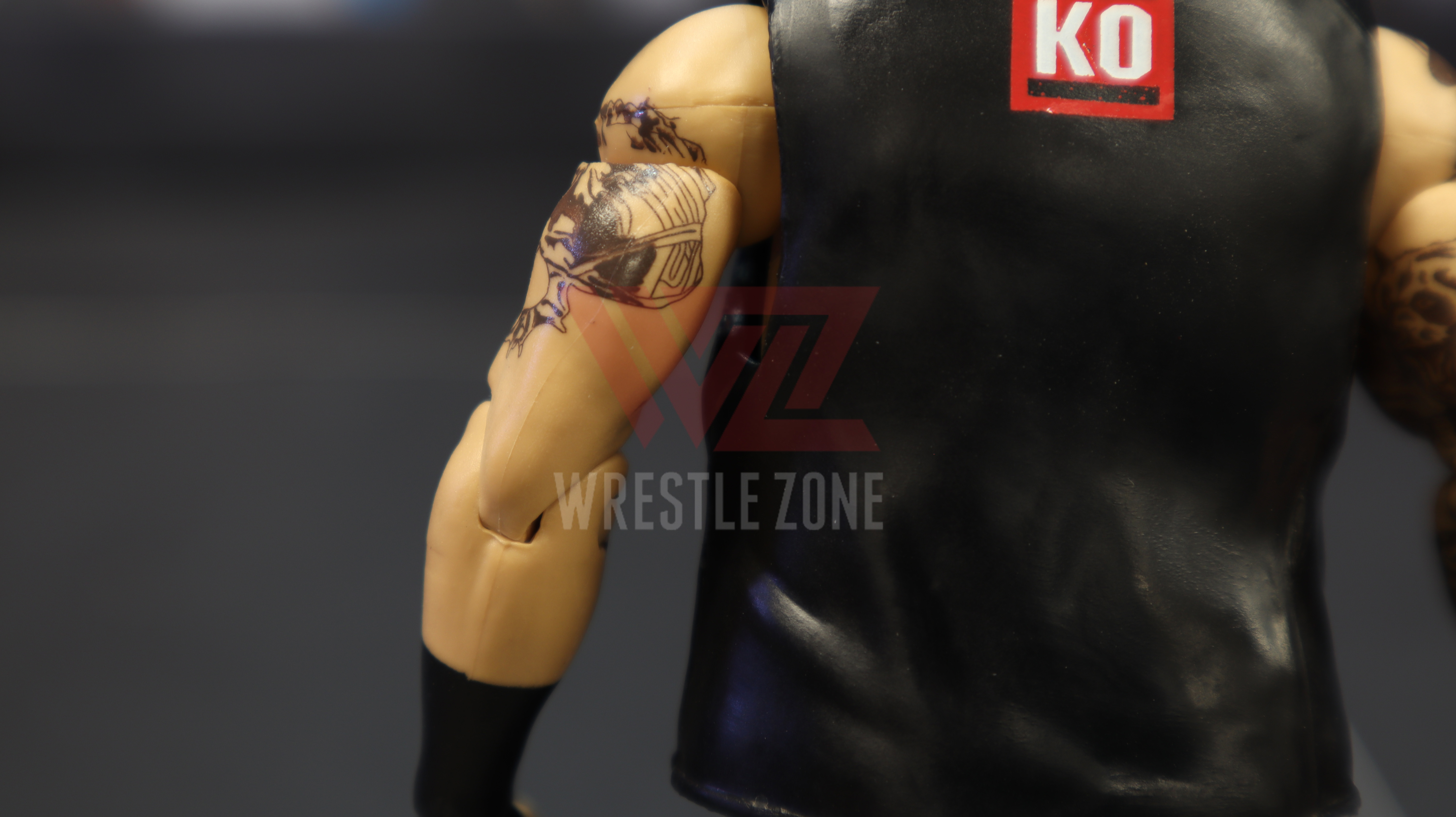 Wz_wwe_elite80_kevin_owens_20201028_1008