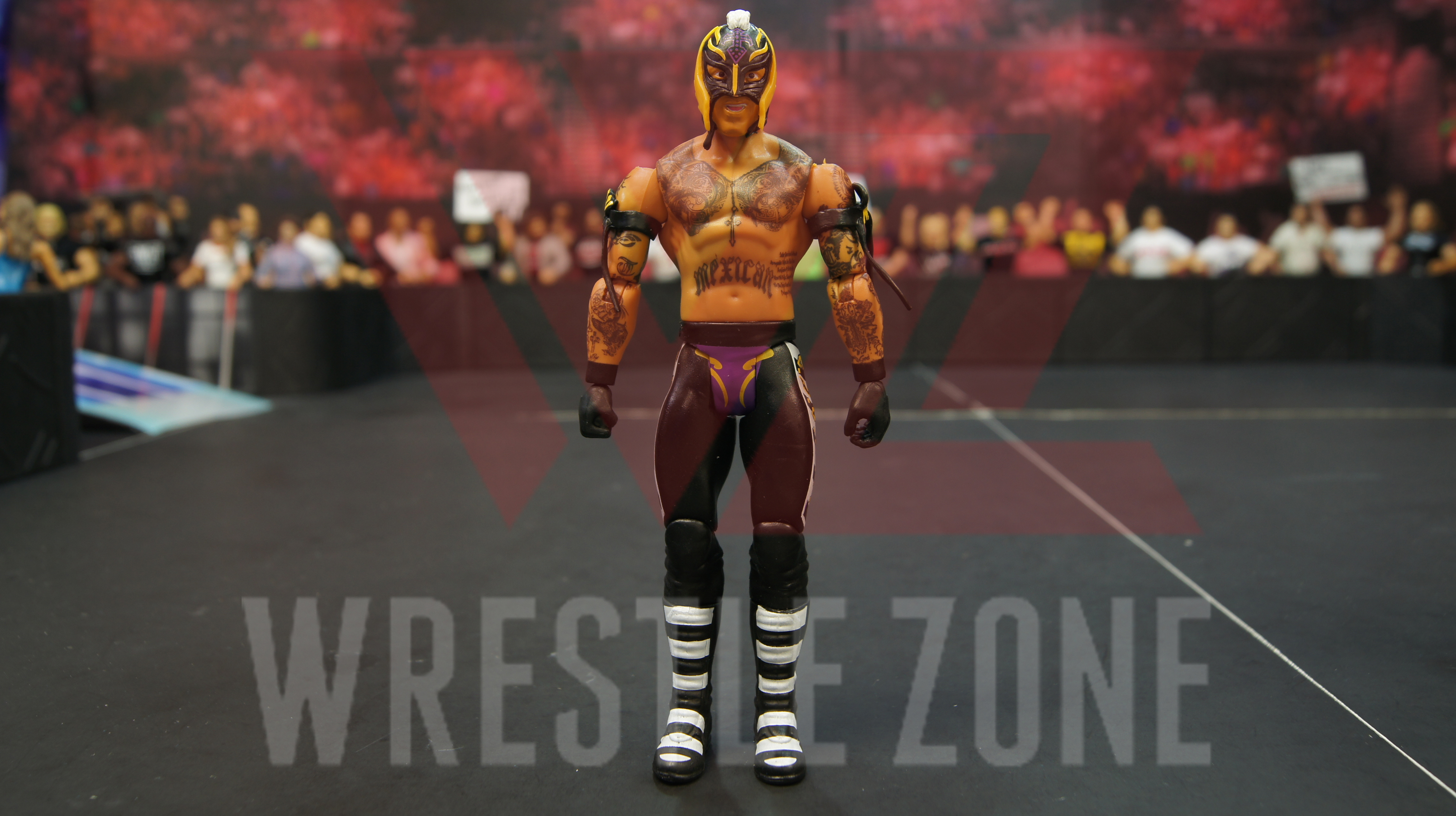 Wz_wwe104_rey_c