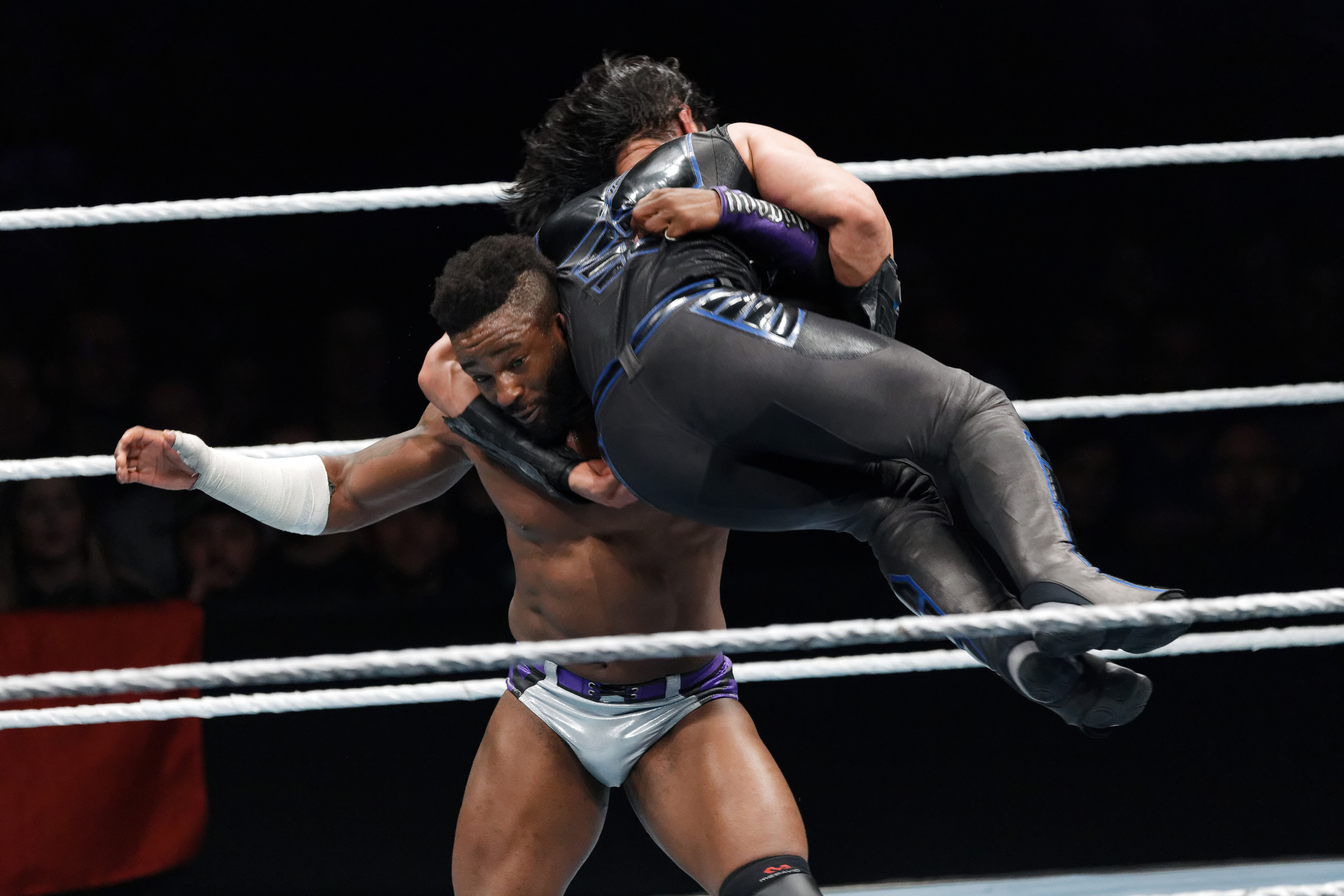 Mustafa Ali v Cedric Alexander