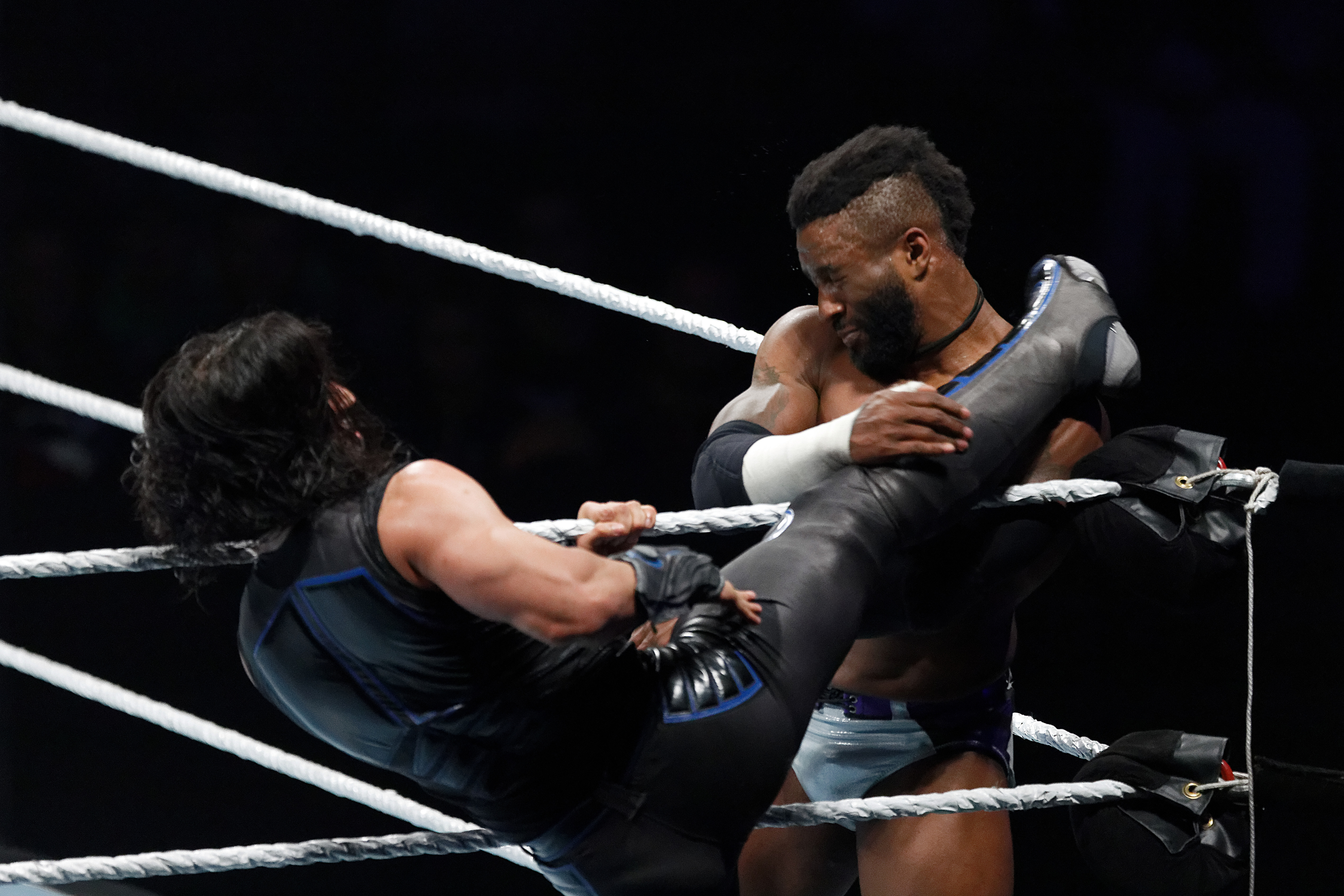 Mustafa Ali v Cedric Alexander