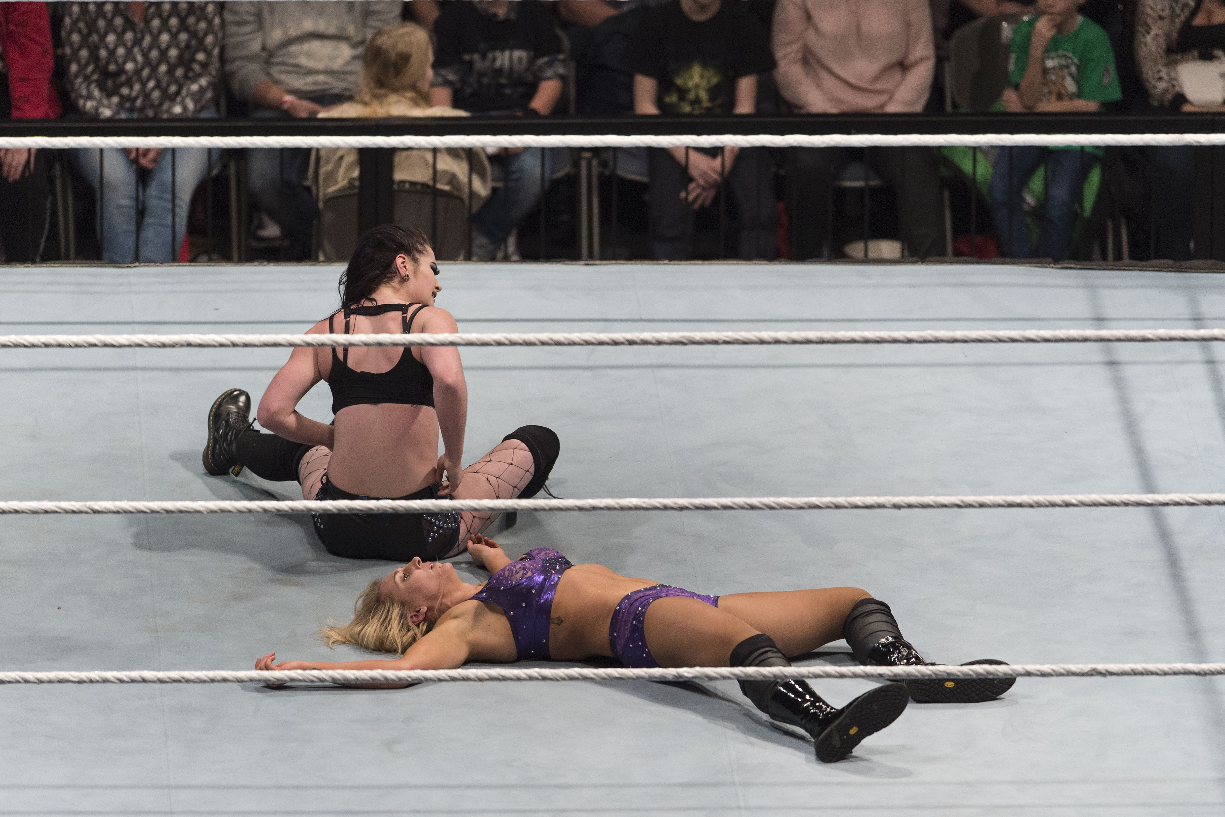 Paige v Charlotte w/ Ref Summer Rae