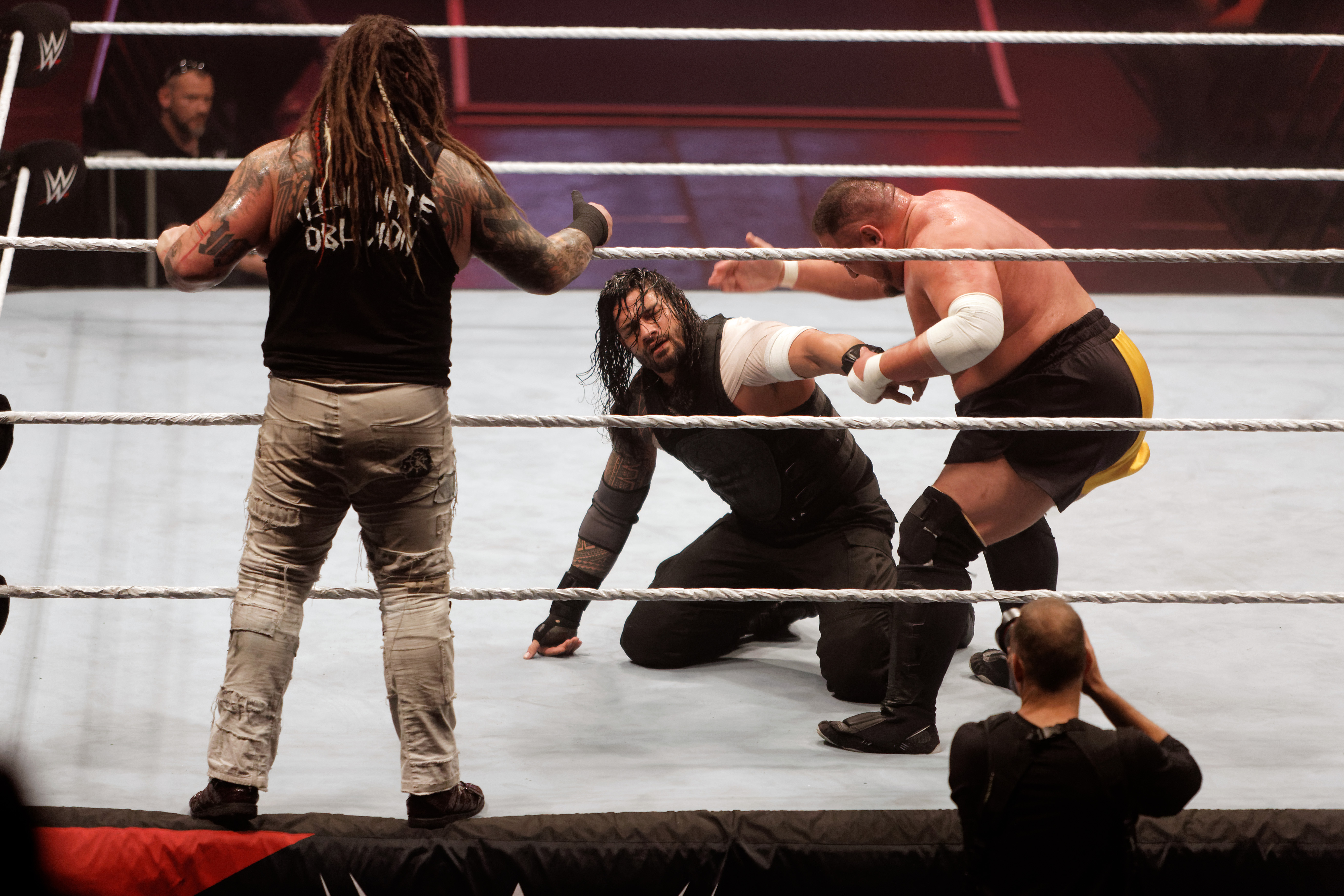 Wyatt/Joe v Reigns/Rollins