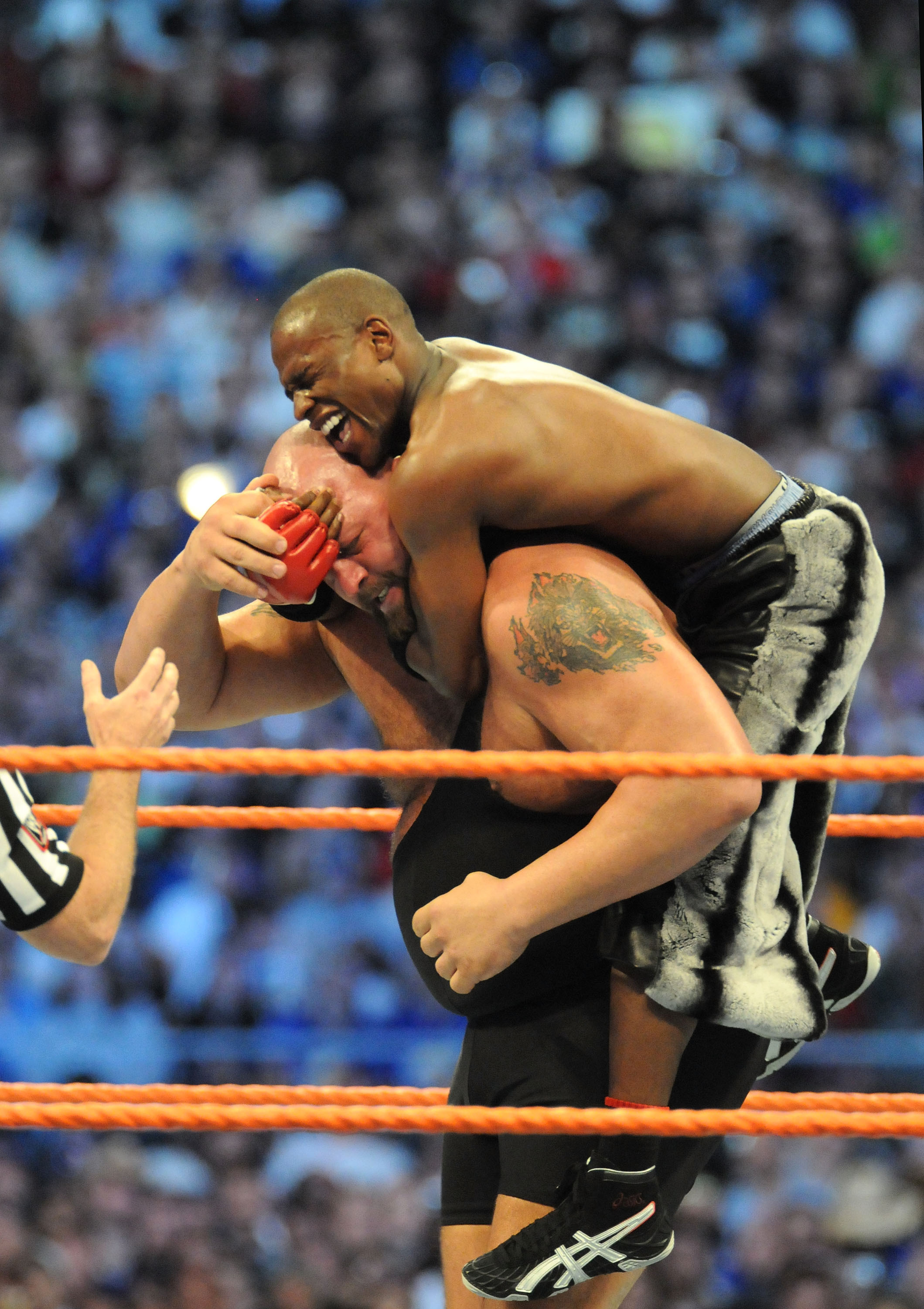 The Big Show vs Floyd Mayweather