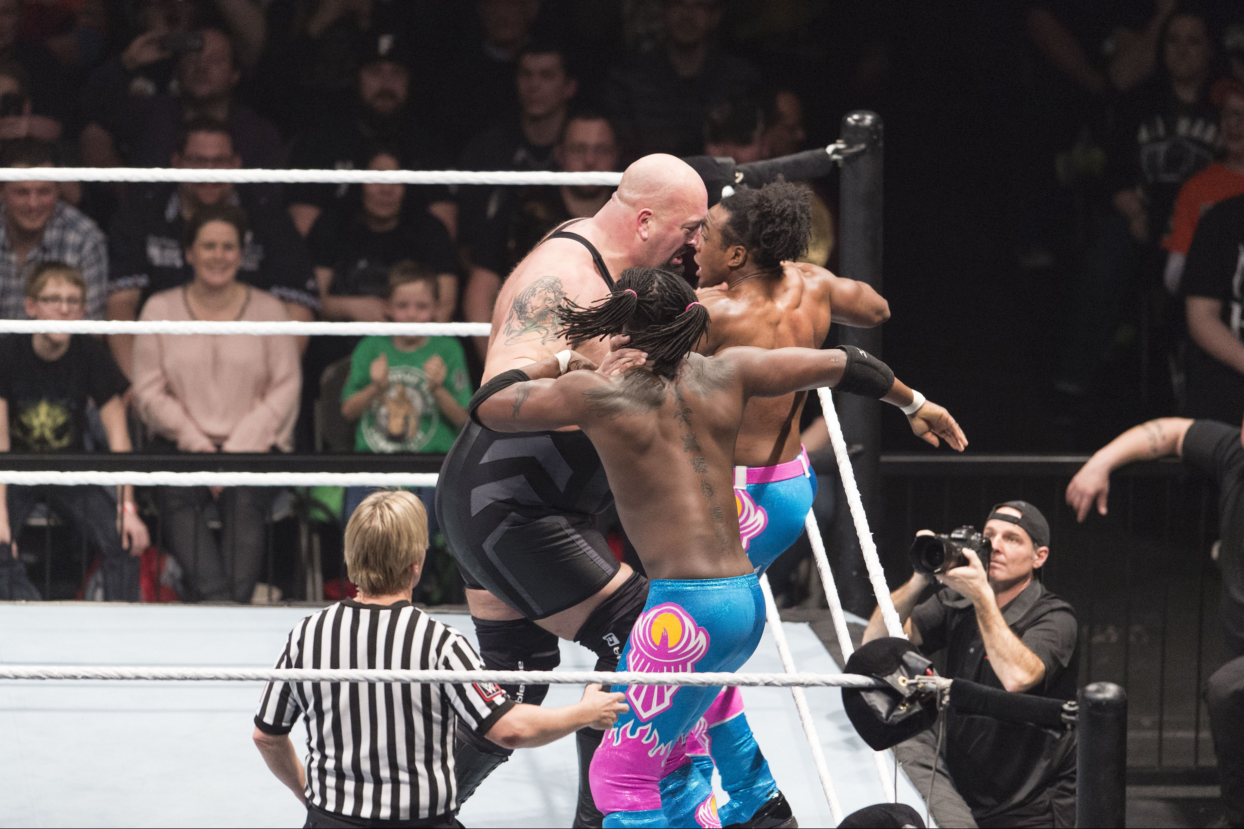 The New Day v The Big Show & Usos