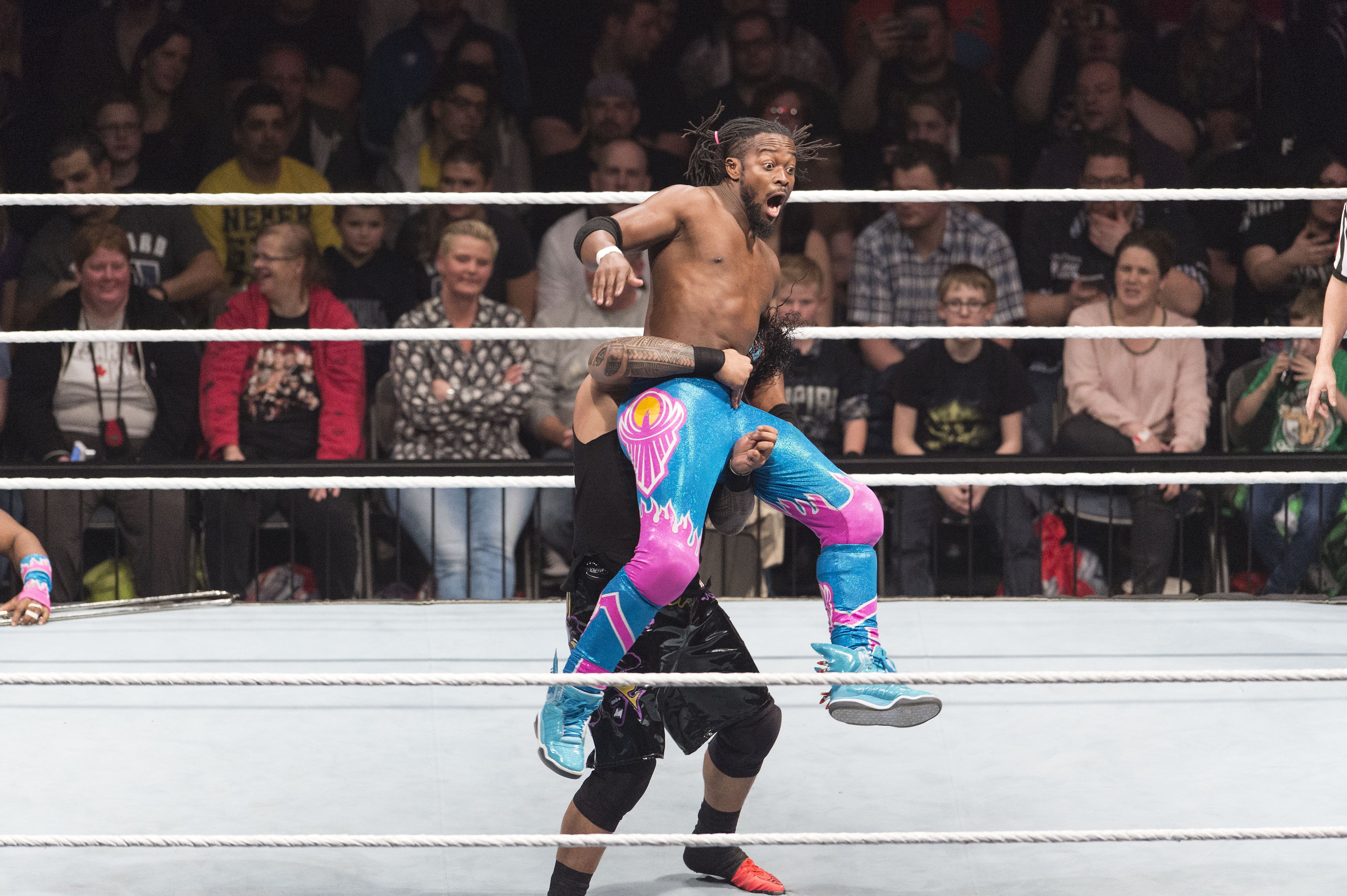 The New Day v The Big Show & Usos