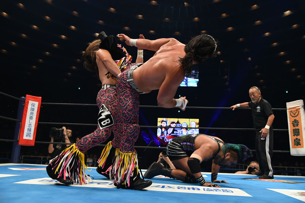 The Young Bucks v LIJ's EVIL & Sanada