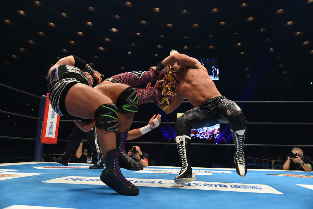 The Young Bucks v LIJ's EVIL & Sanada