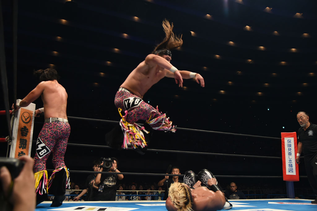 The Young Bucks v LIJ's EVIL & Sanada