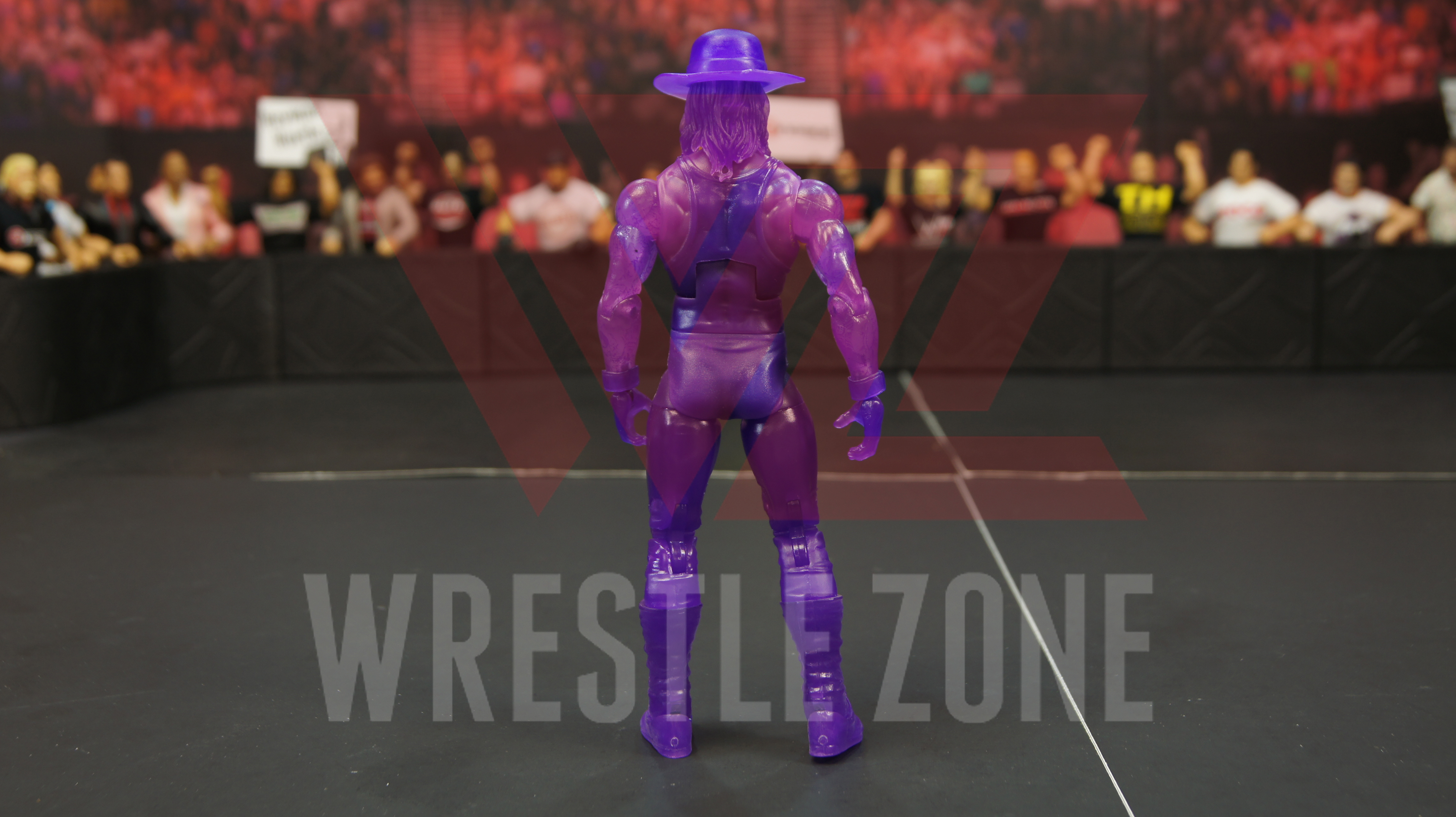 Wz_wwe_elite_ghostbusters_undertaker_f