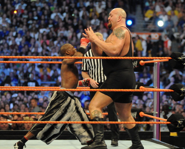 Floyd Mayweather vs Big Show