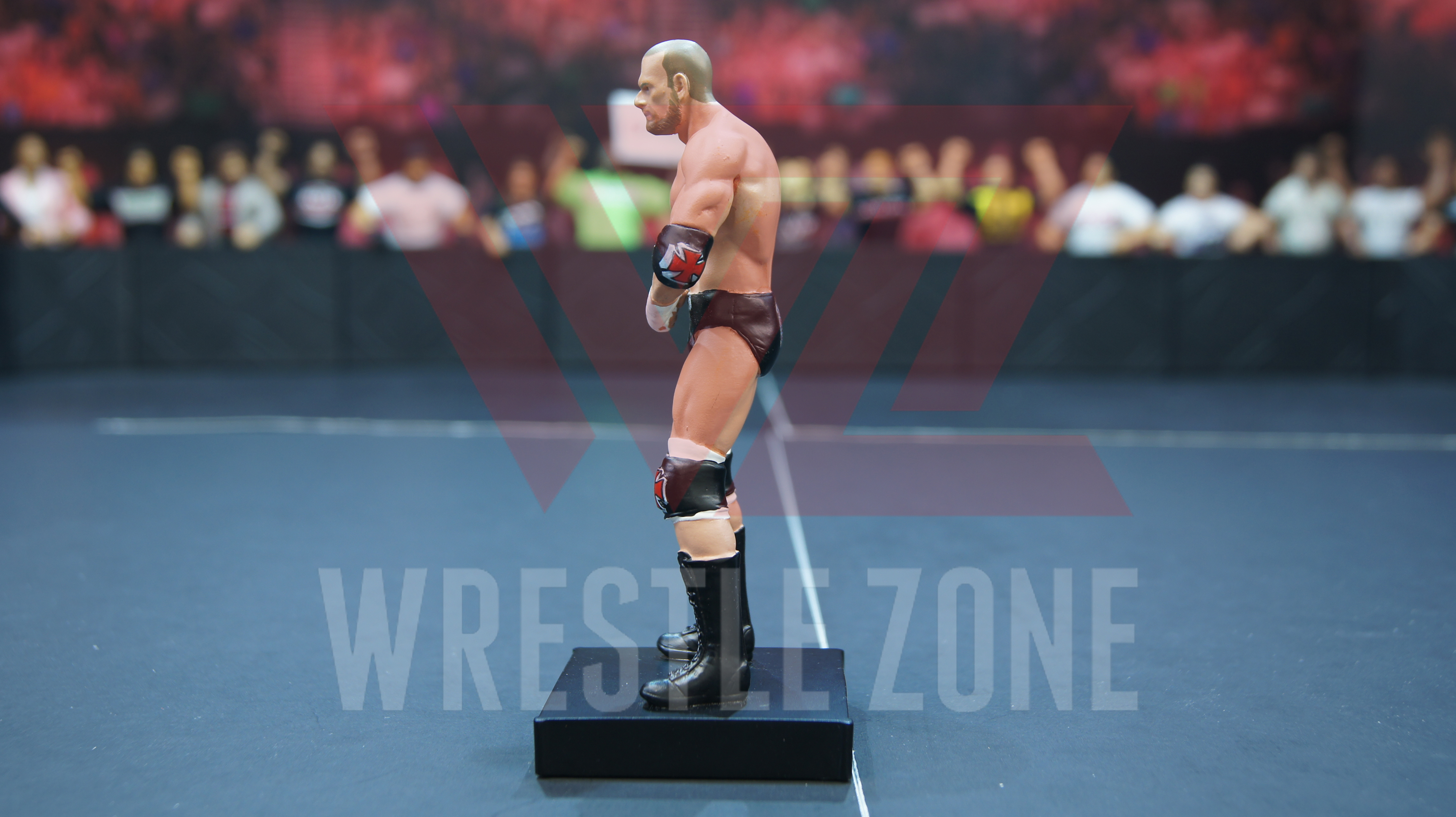 Wwe_hero_collector_hhh_f