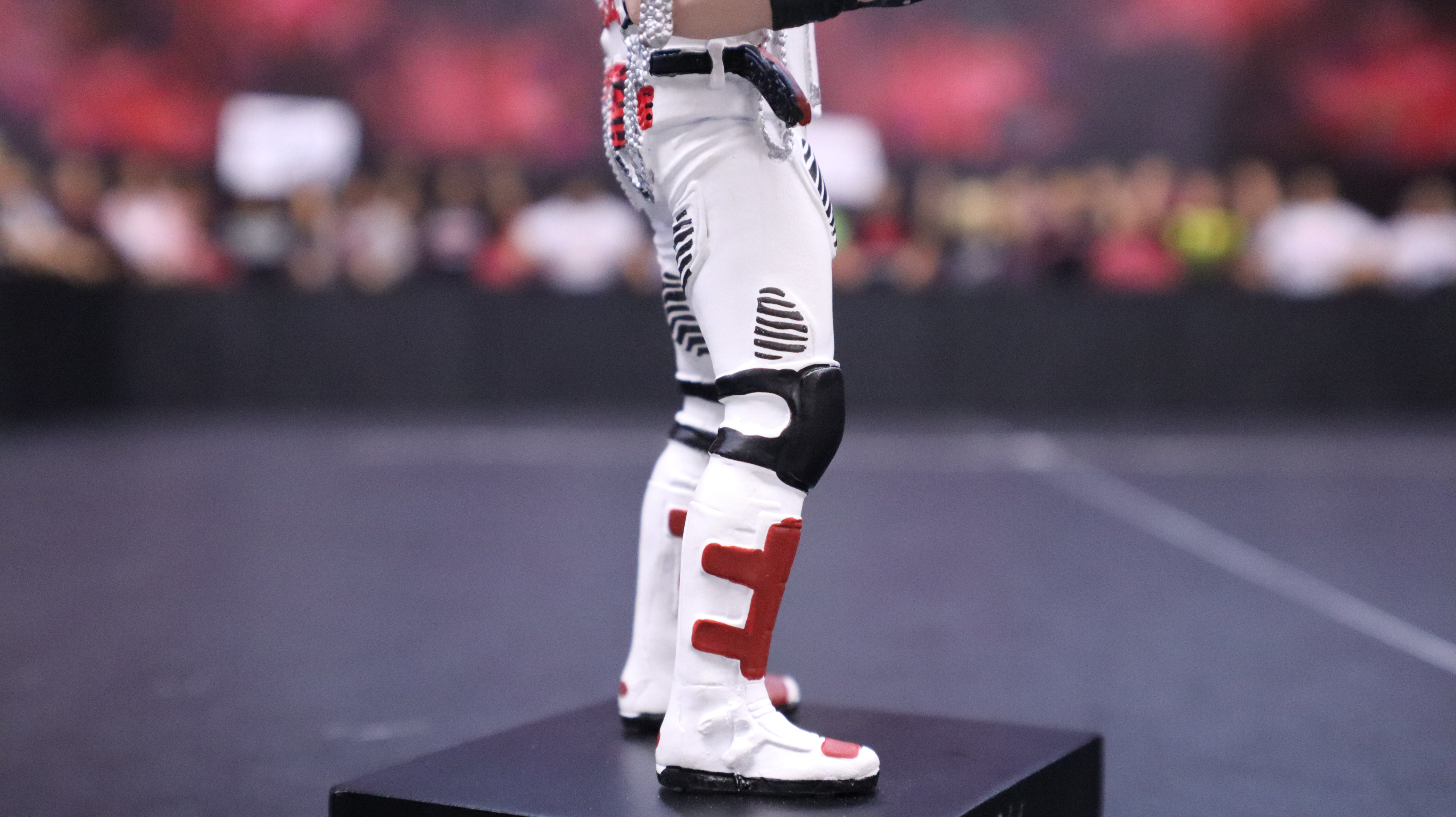 Wz_wwe_herocollector_hbk_q